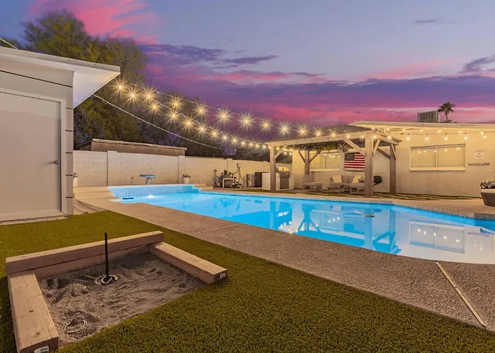 *4 Min 2 Nightlife*huge Pool*spa*golf*bbq